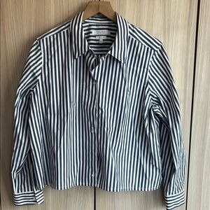 Foxcroft Women's Black and White Striped Button Down Shirt